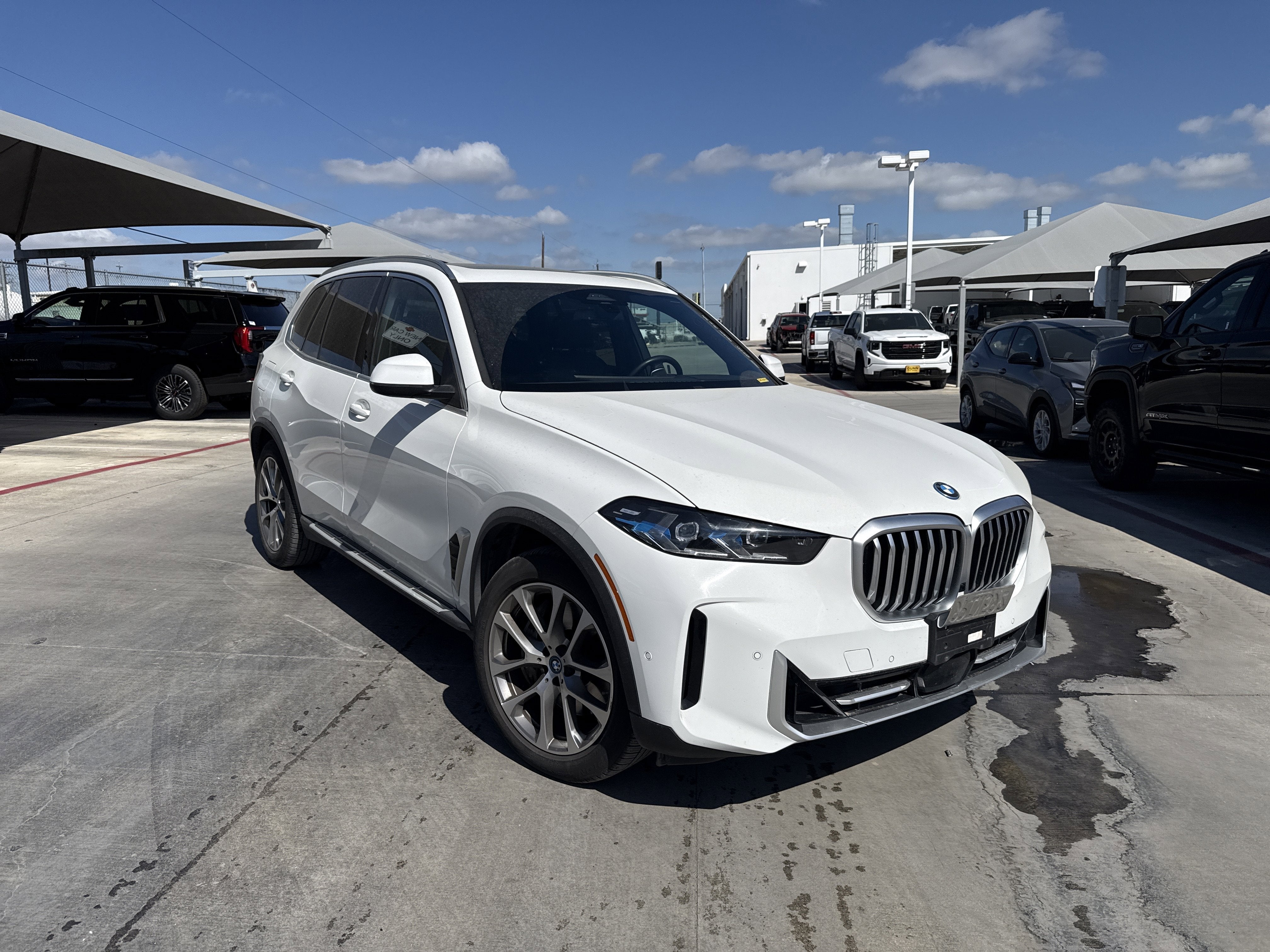 2025 BMW X5 50E