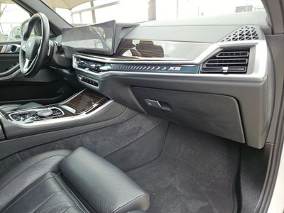 2025 BMW X5 50E