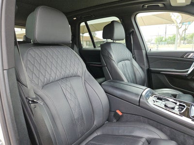 2025 BMW X5 50E