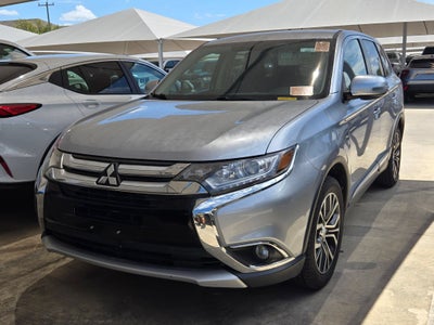 2016 Mitsubishi OUTLANDER SE SE