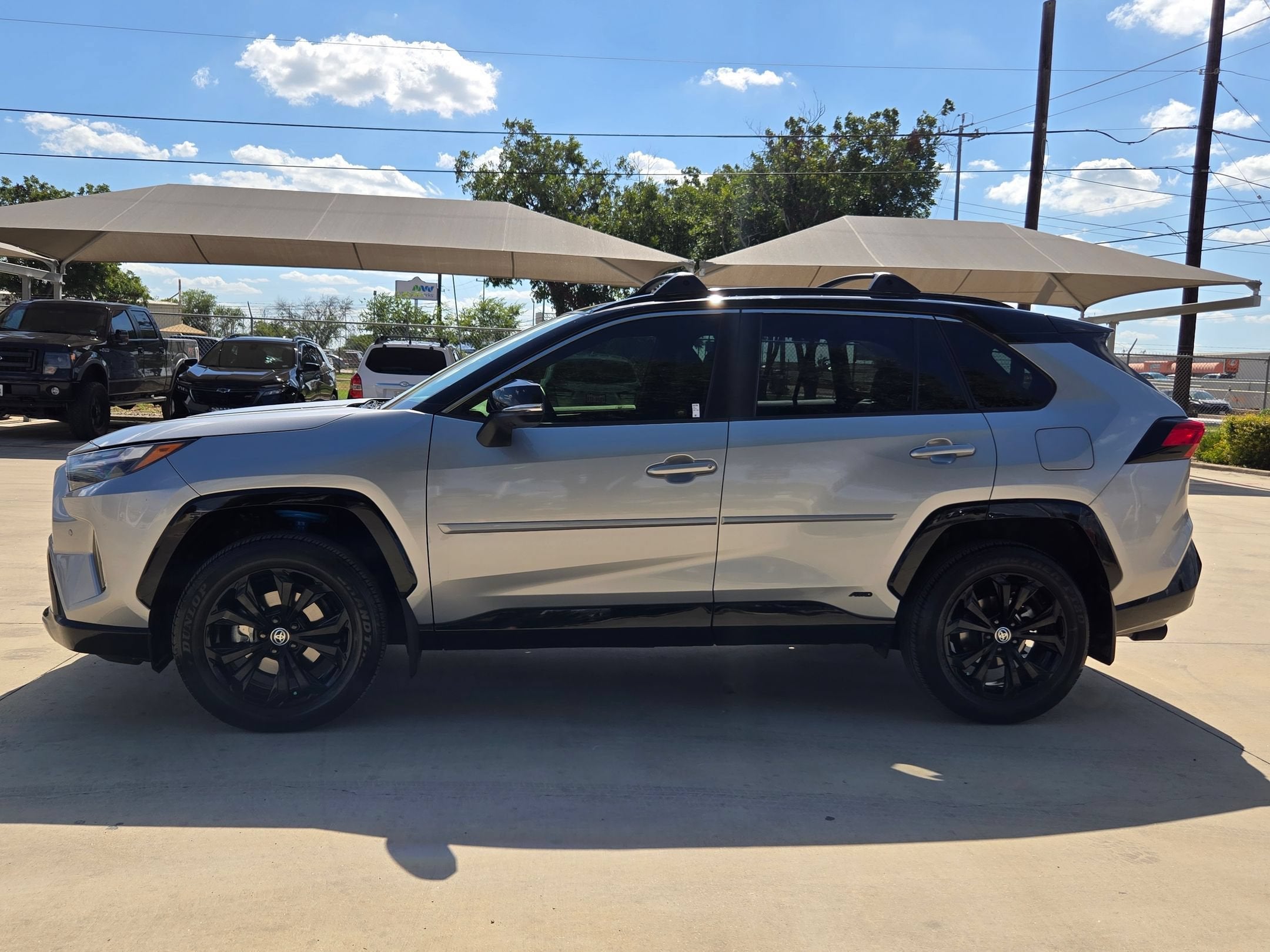 2024 Toyota RAV4 HYBRID XSE