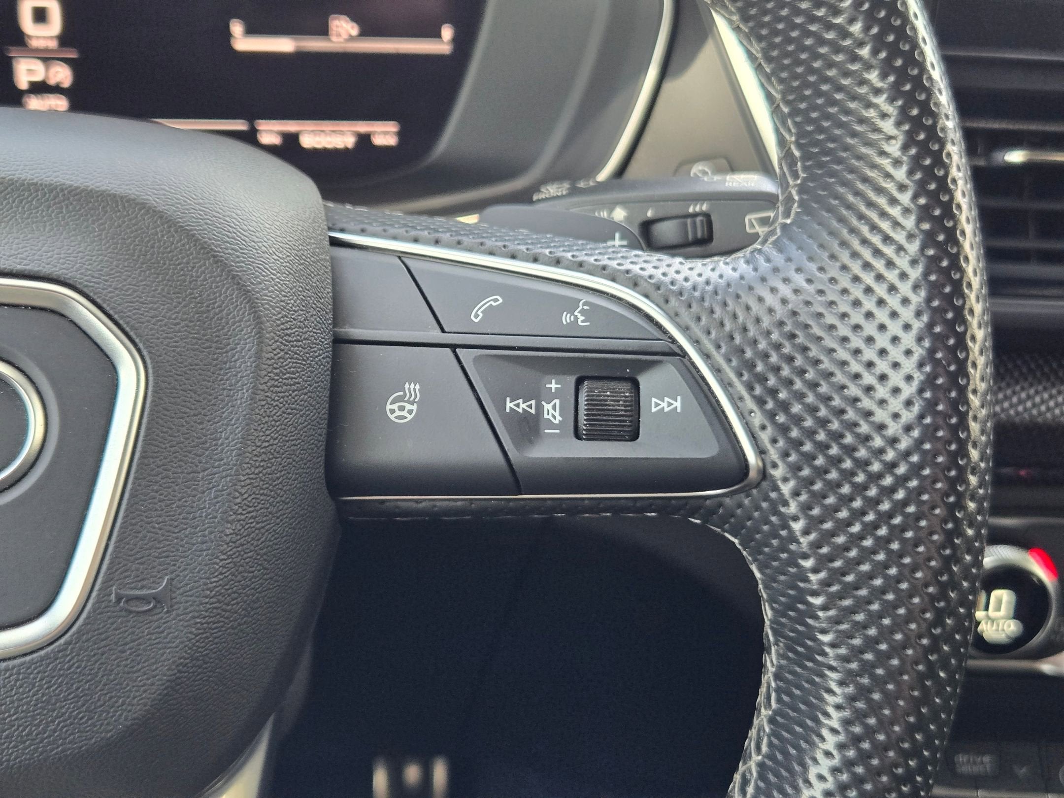 2022 Audi SQ5 PREMIUM PLUS