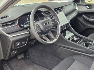 2024 Jeep Grand Cherokee Laredo