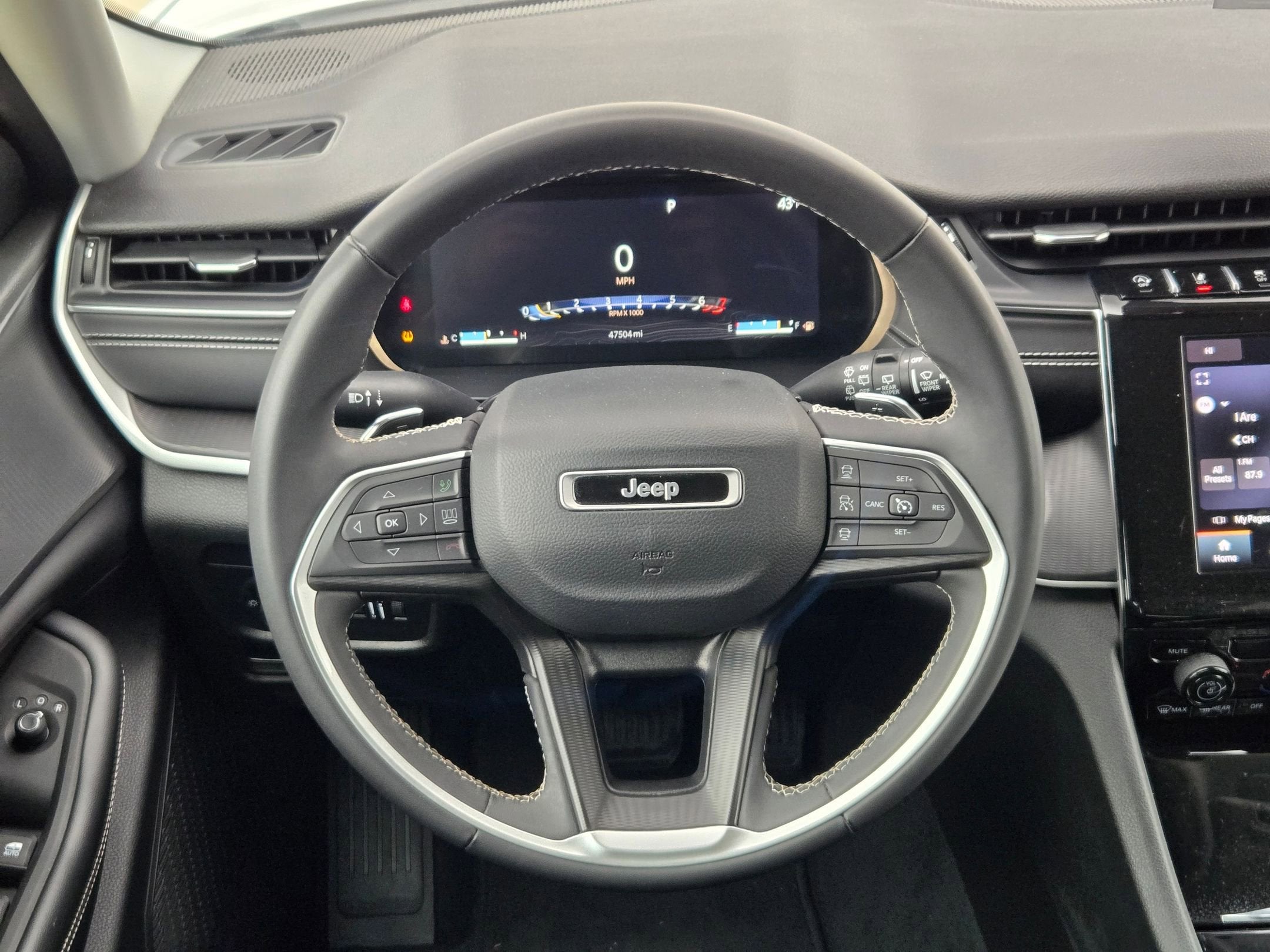 2024 Jeep Grand Cherokee Laredo