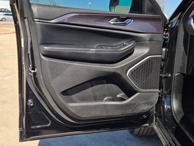 2022 Jeep Grand Cherokee L Laredo