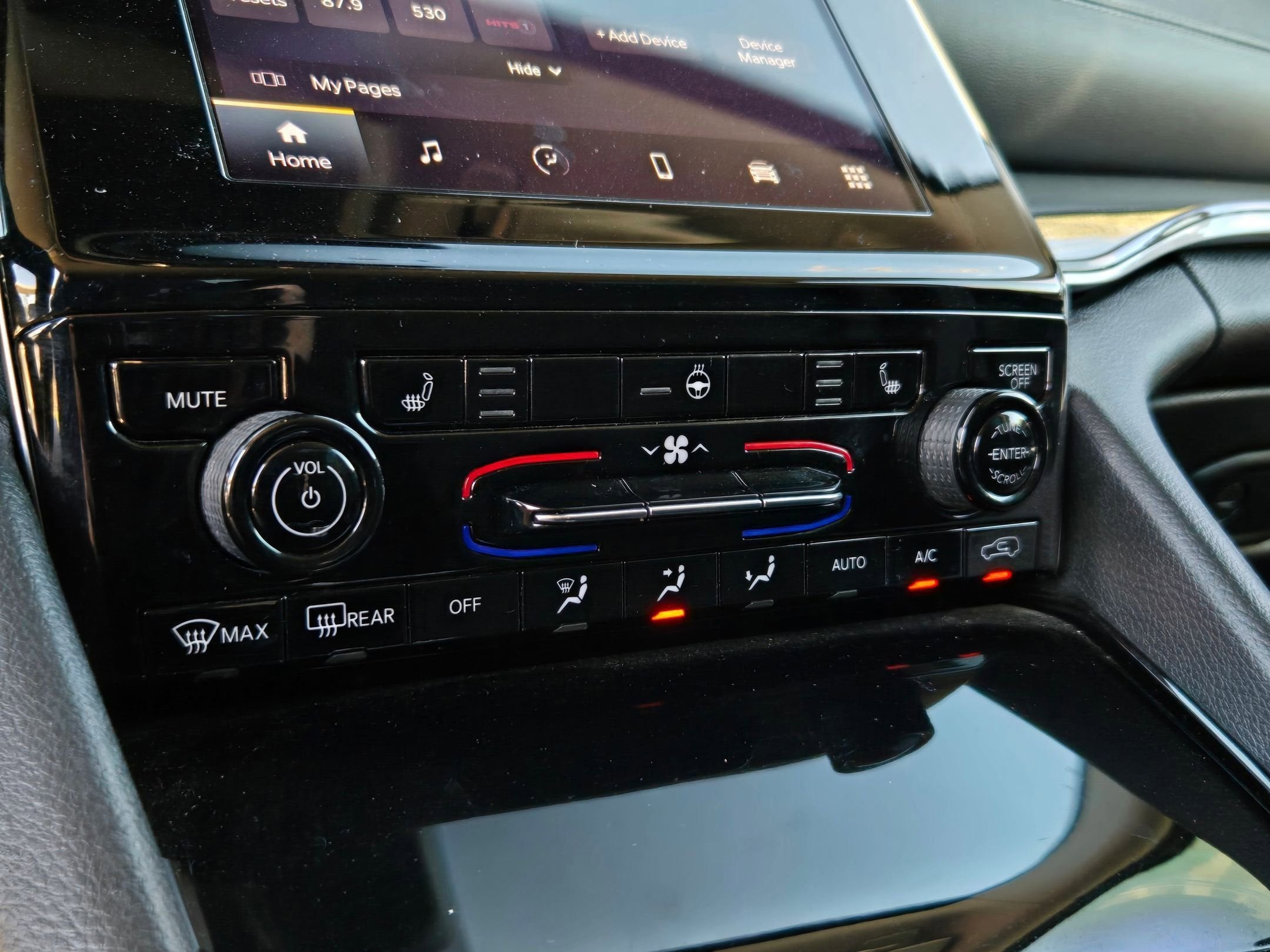 2022 Jeep Grand Cherokee L Laredo