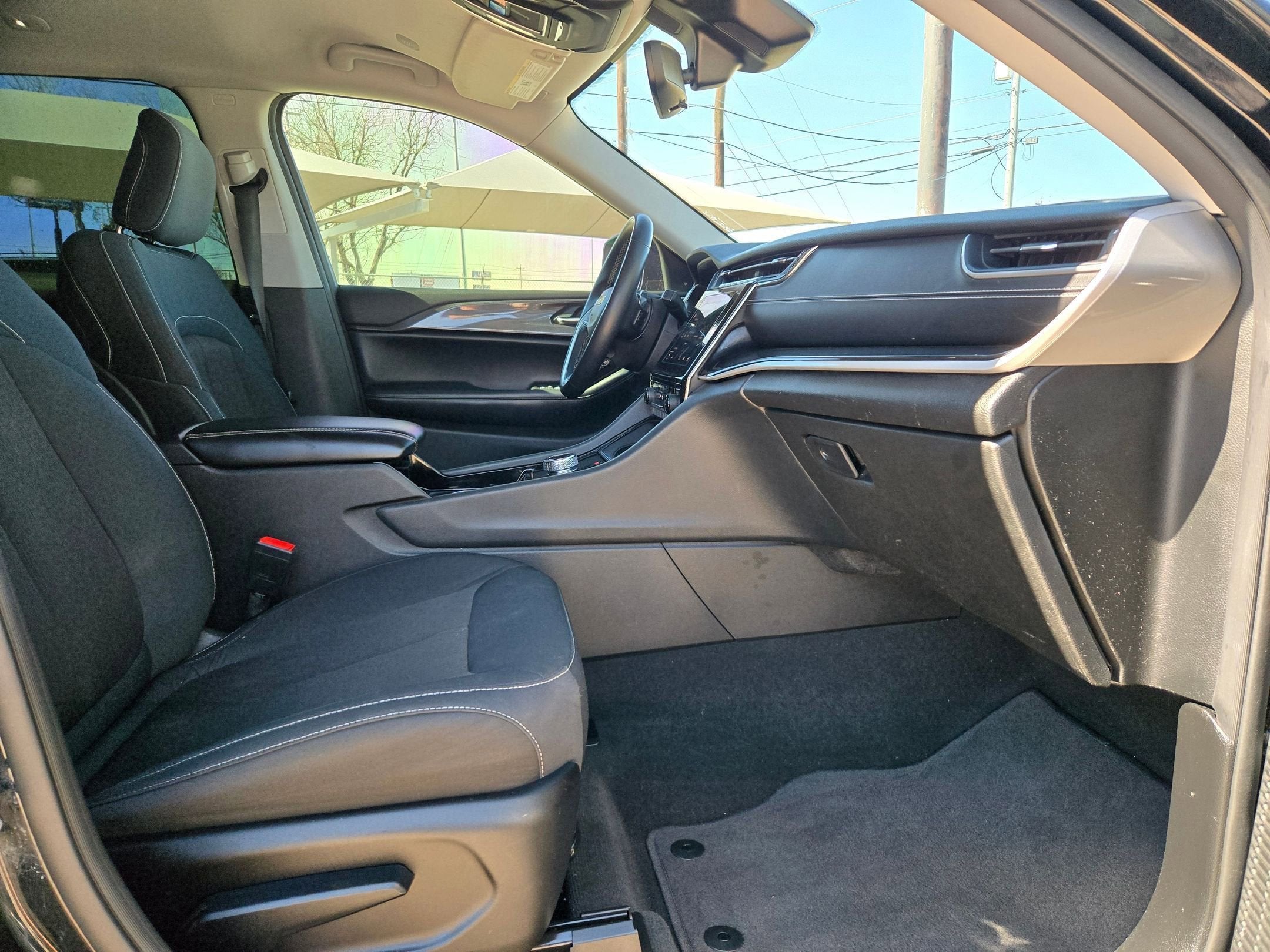 2022 Jeep Grand Cherokee L Laredo