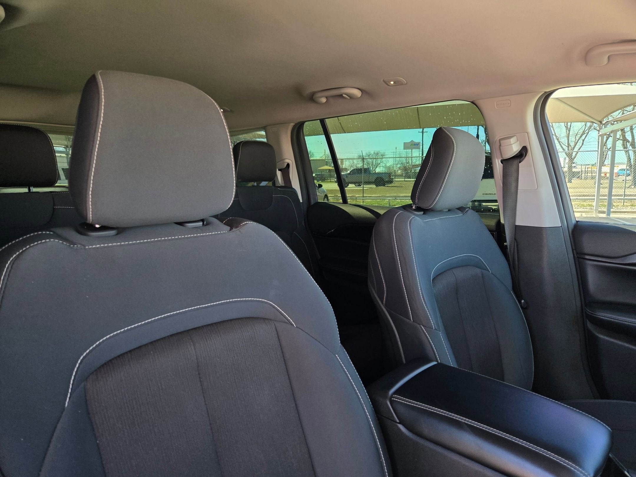 2022 Jeep Grand Cherokee L Laredo