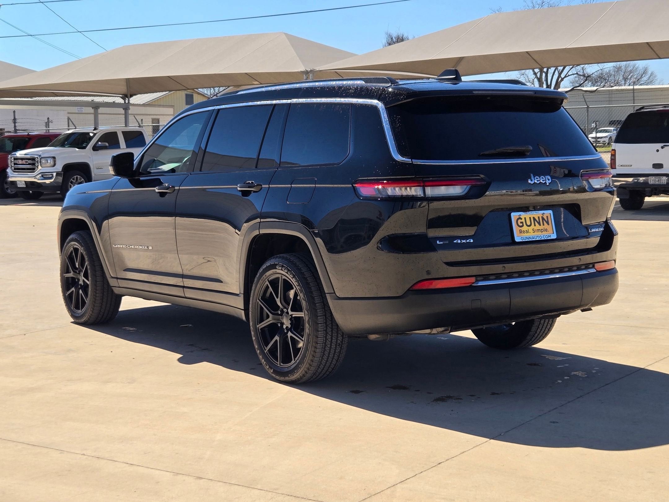 2022 Jeep Grand Cherokee L Laredo