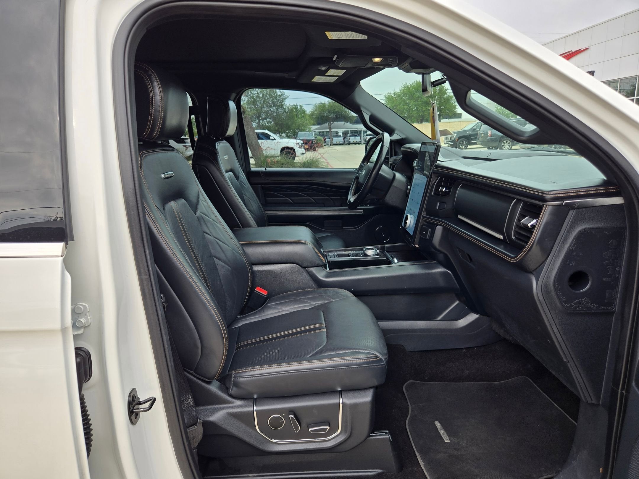 2023 Ford Expedition Max Platinum