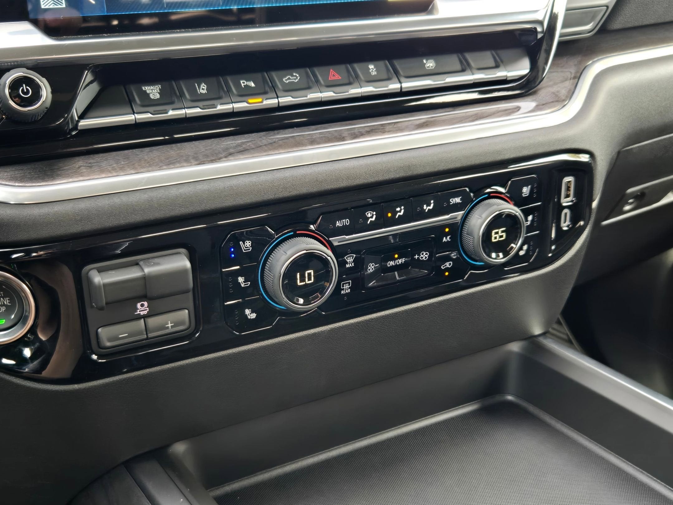 2026 Chevrolet Silverado 3500HD LTZ