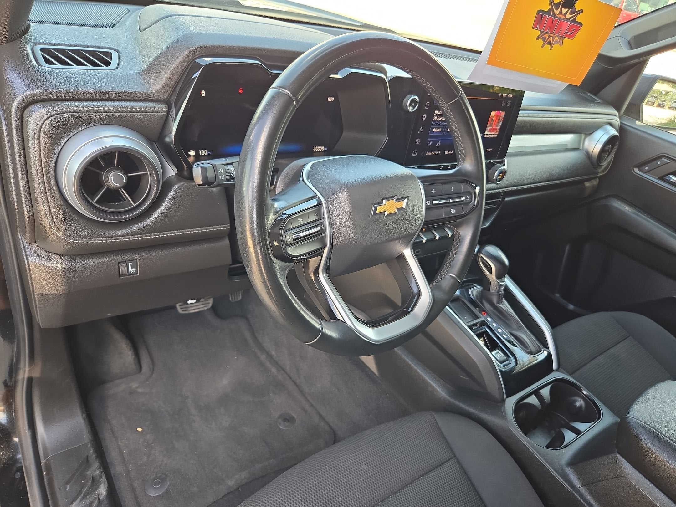 2024 Chevrolet Colorado 2WD LT