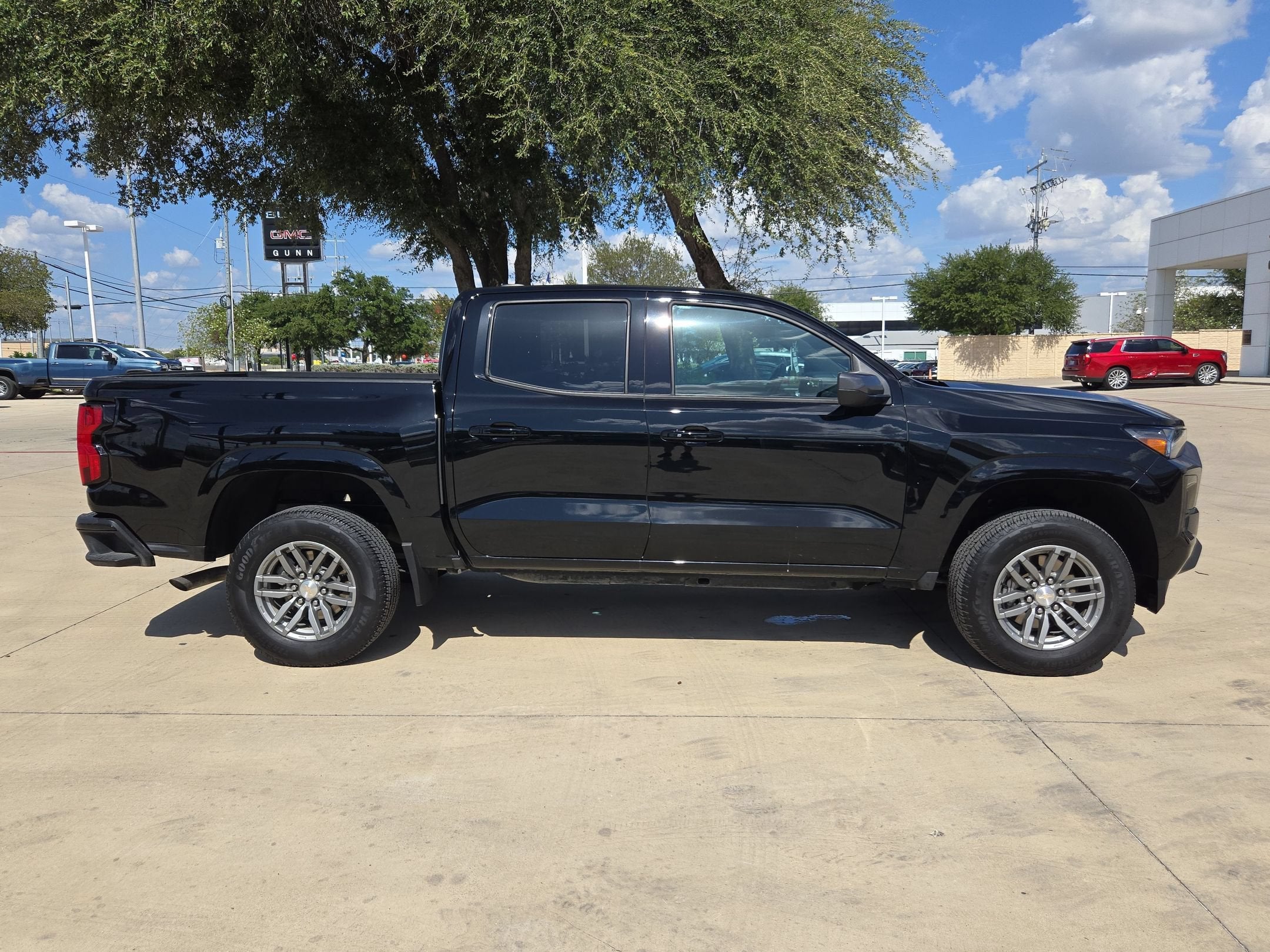 2024 Chevrolet Colorado 2WD LT