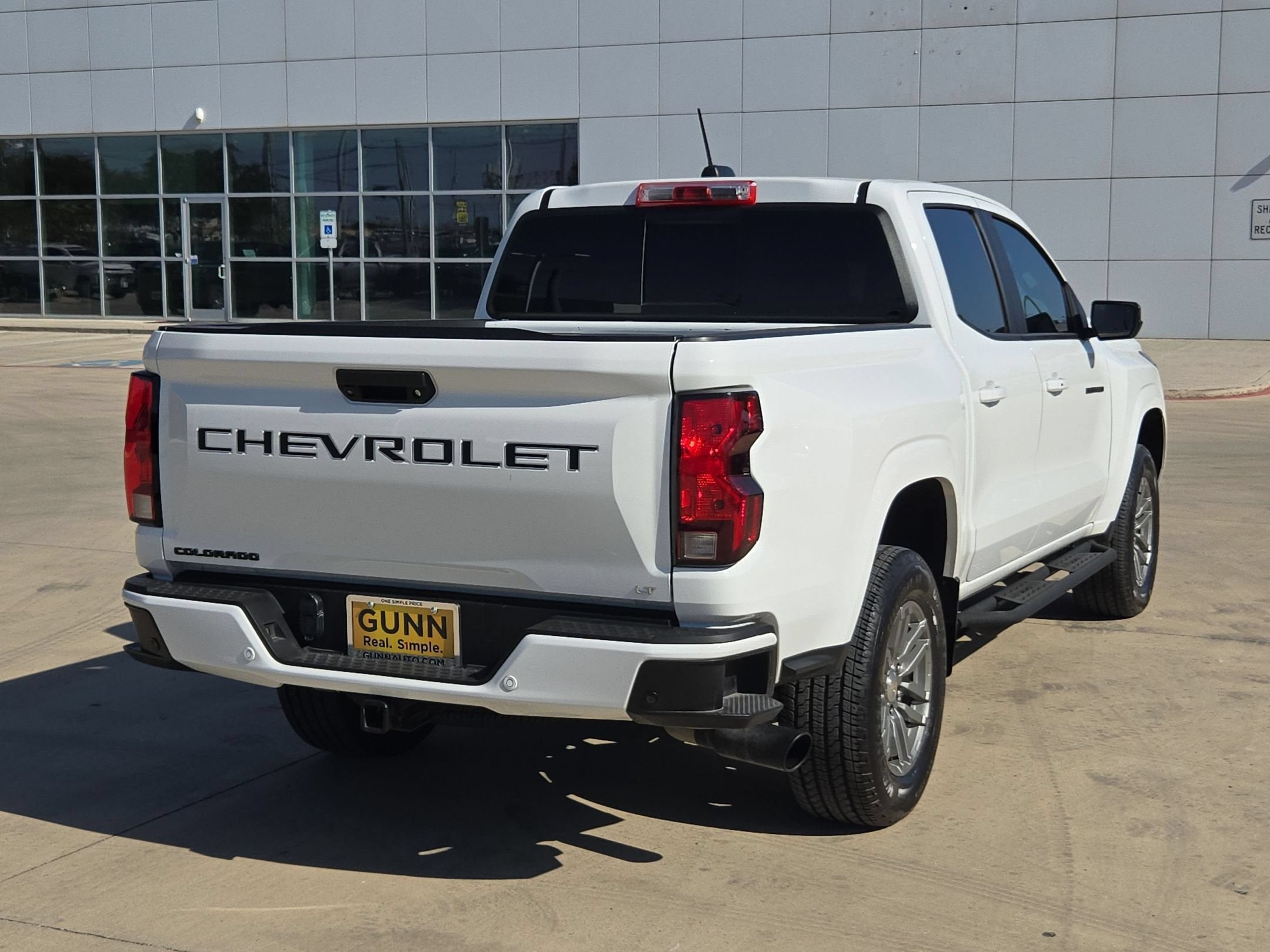 2024 Chevrolet Colorado 2WD LT