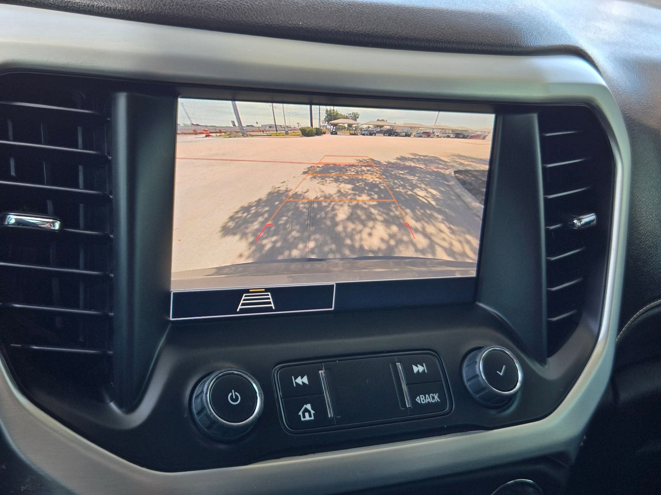 2022 GMC Acadia SLE