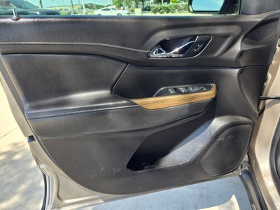 2022 GMC Acadia SLE