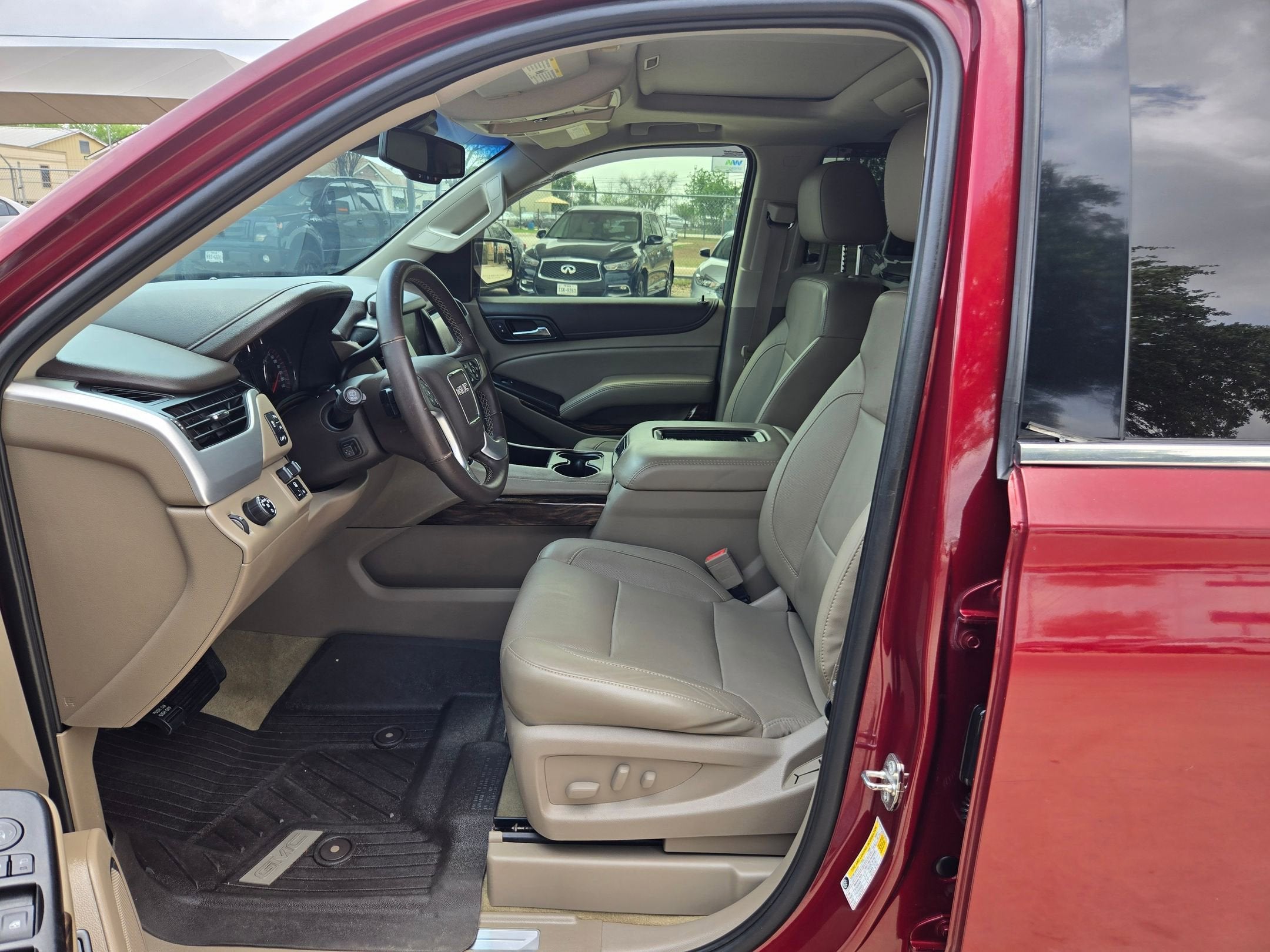 2016 GMC Yukon SLT