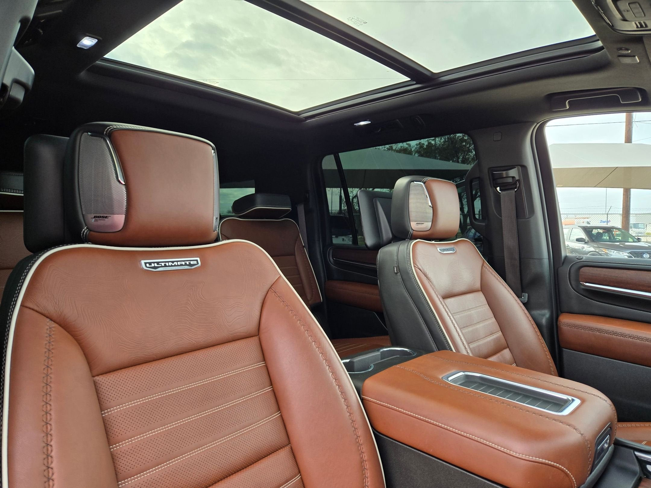 2023 GMC Yukon Denali Ultimate