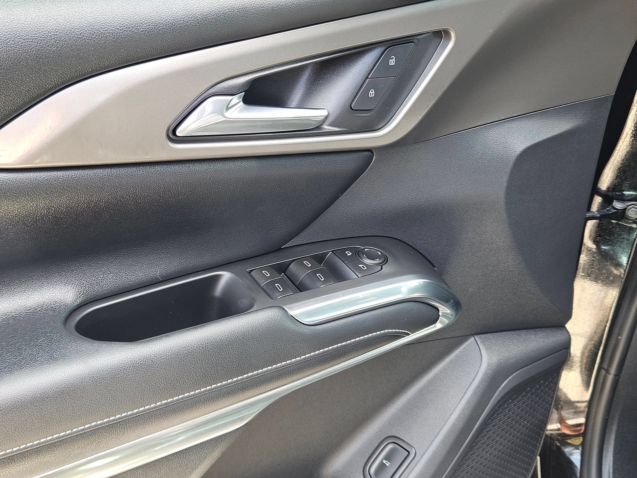 2024 Chevrolet Traverse FWD LS