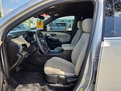 2022 Chevrolet Traverse LS