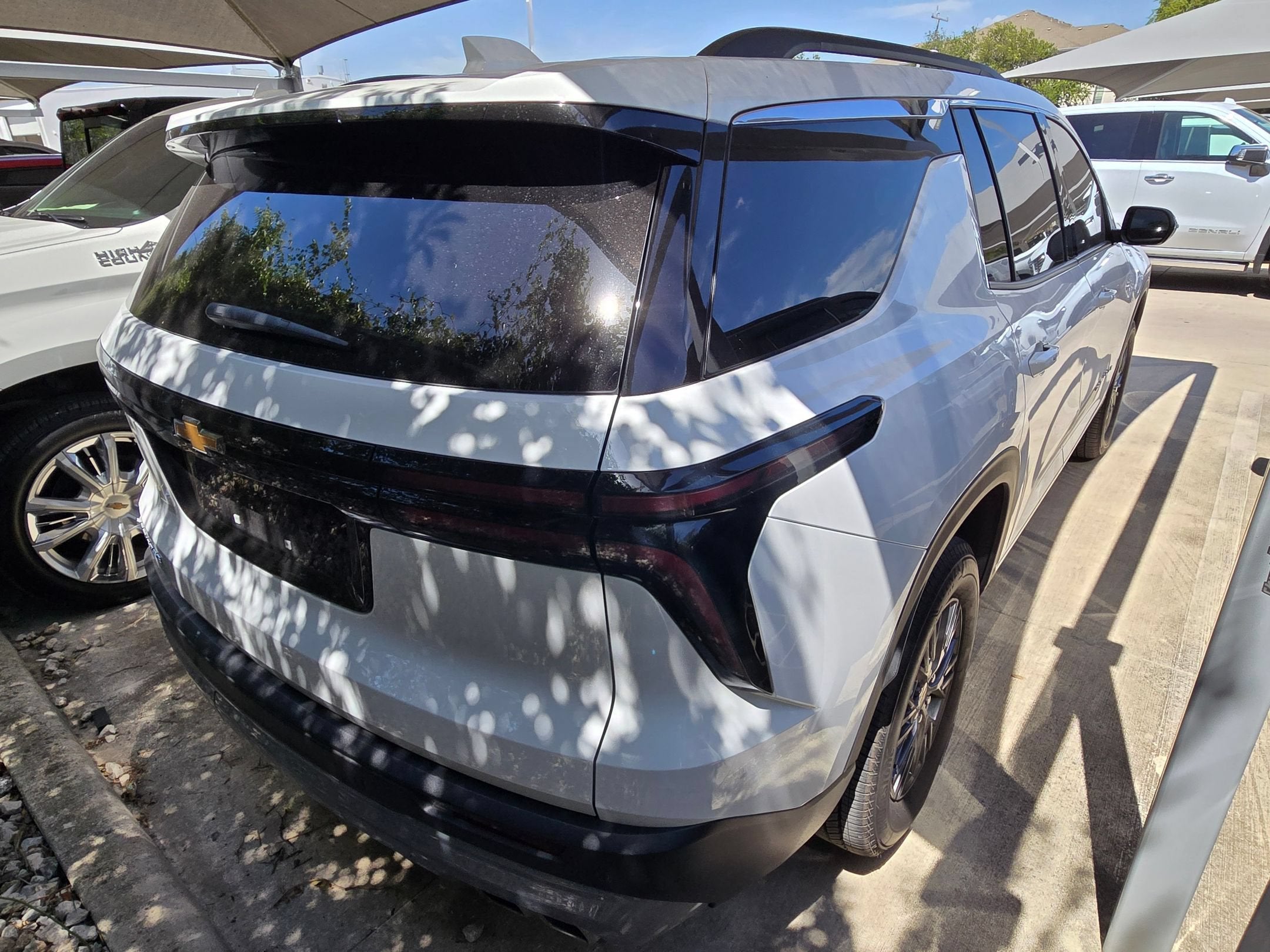 2026 Chevrolet Traverse FWD LT