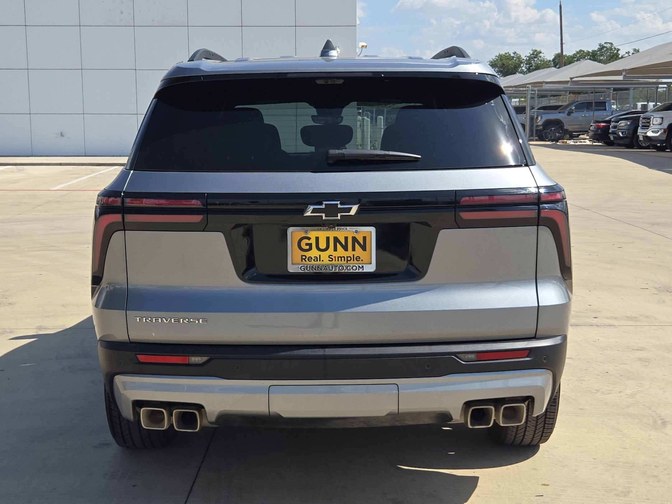 2026 Chevrolet Traverse FWD LT