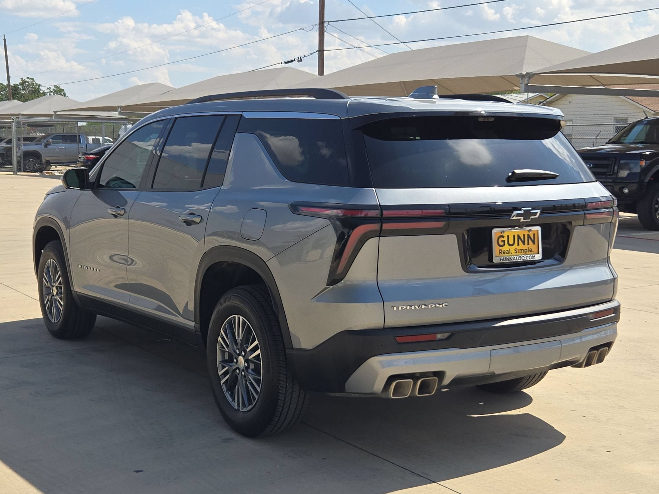2026 Chevrolet Traverse FWD LT