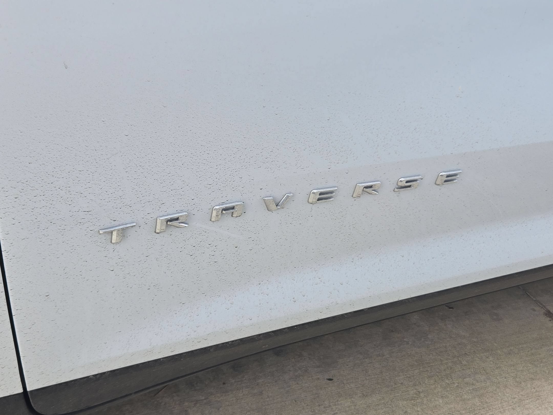 2026 Chevrolet Traverse FWD LT
