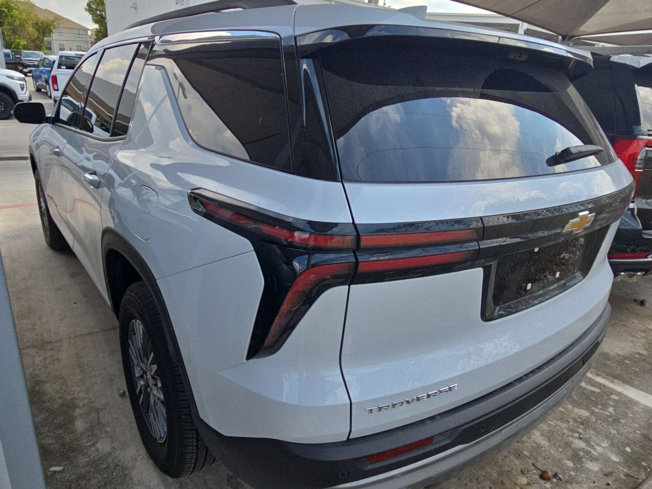 2026 Chevrolet Traverse FWD LT