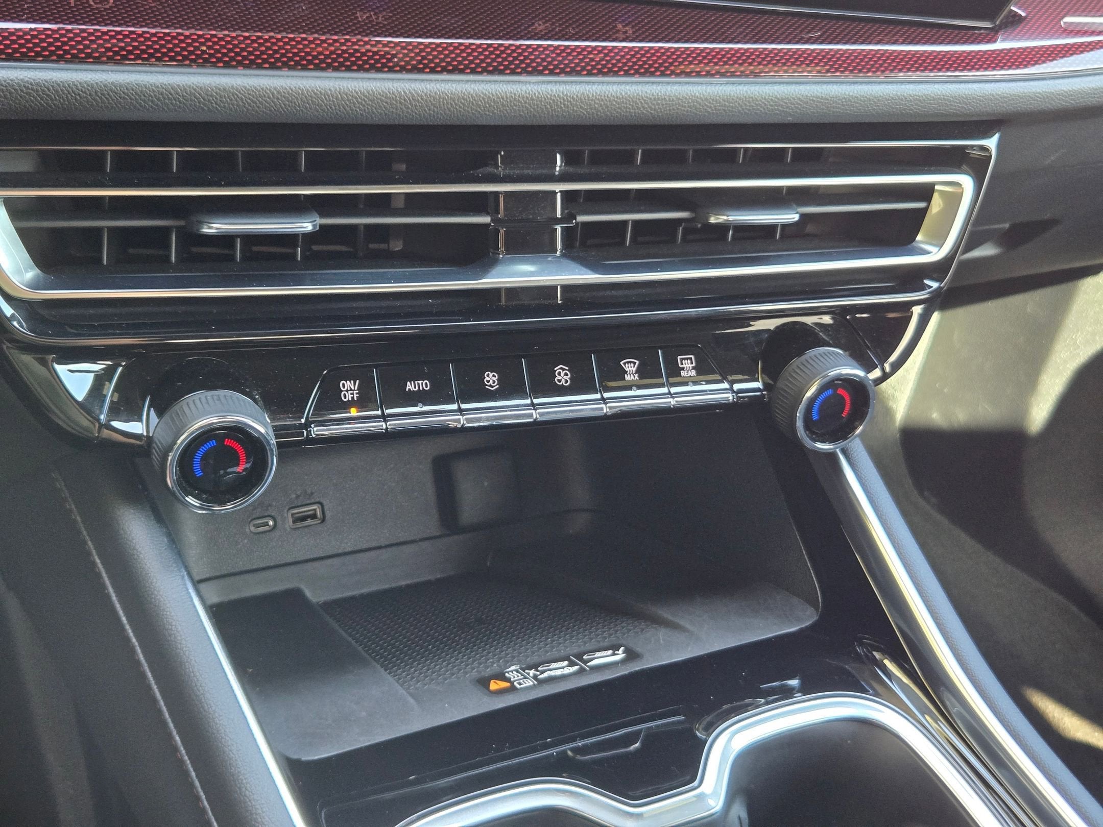 2024 Chevrolet Traverse FWD RS