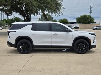 2025 Chevrolet Traverse AWD LT