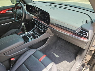 2025 Chevrolet Traverse AWD RS