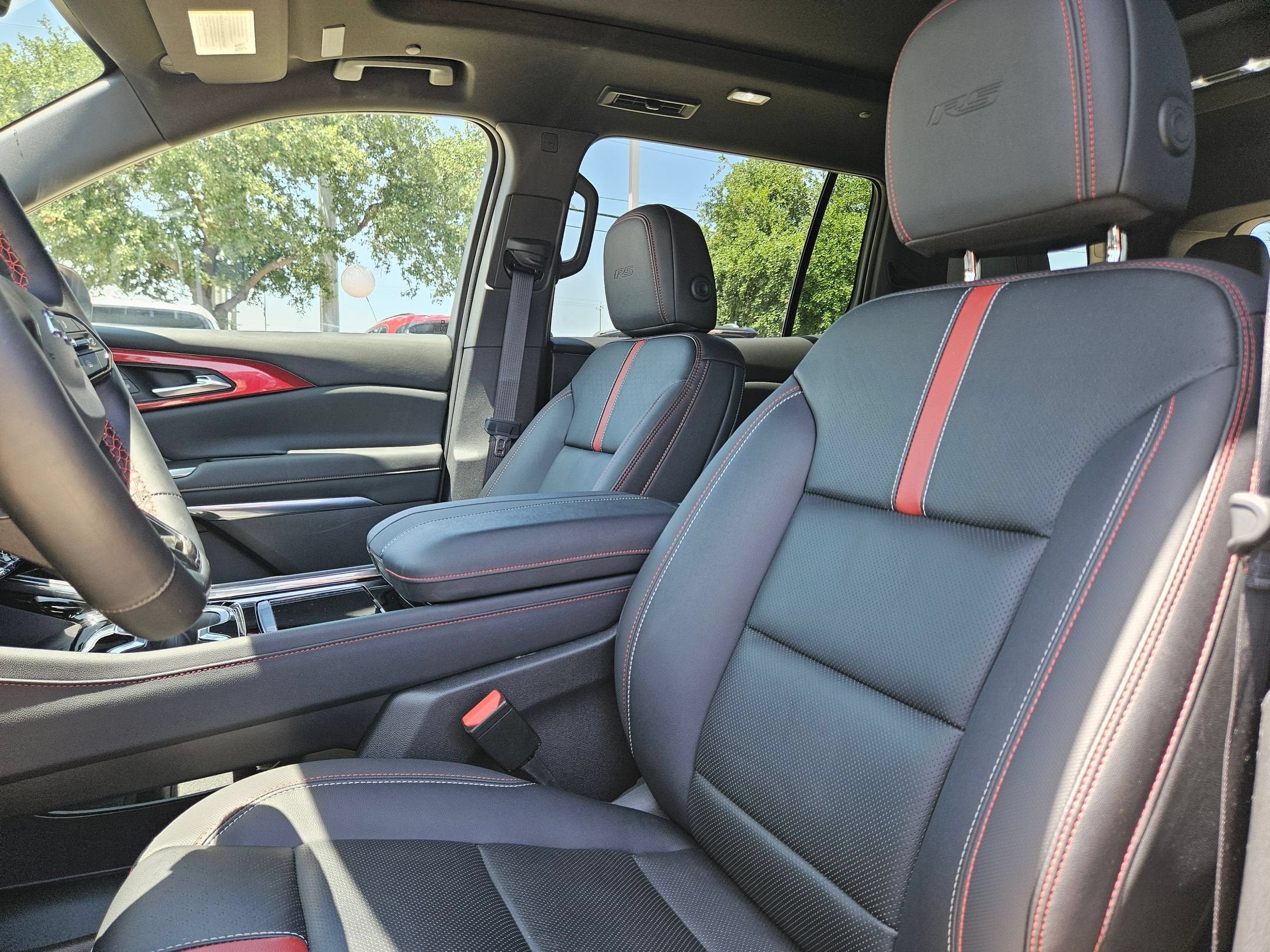 2025 Chevrolet Traverse AWD RS