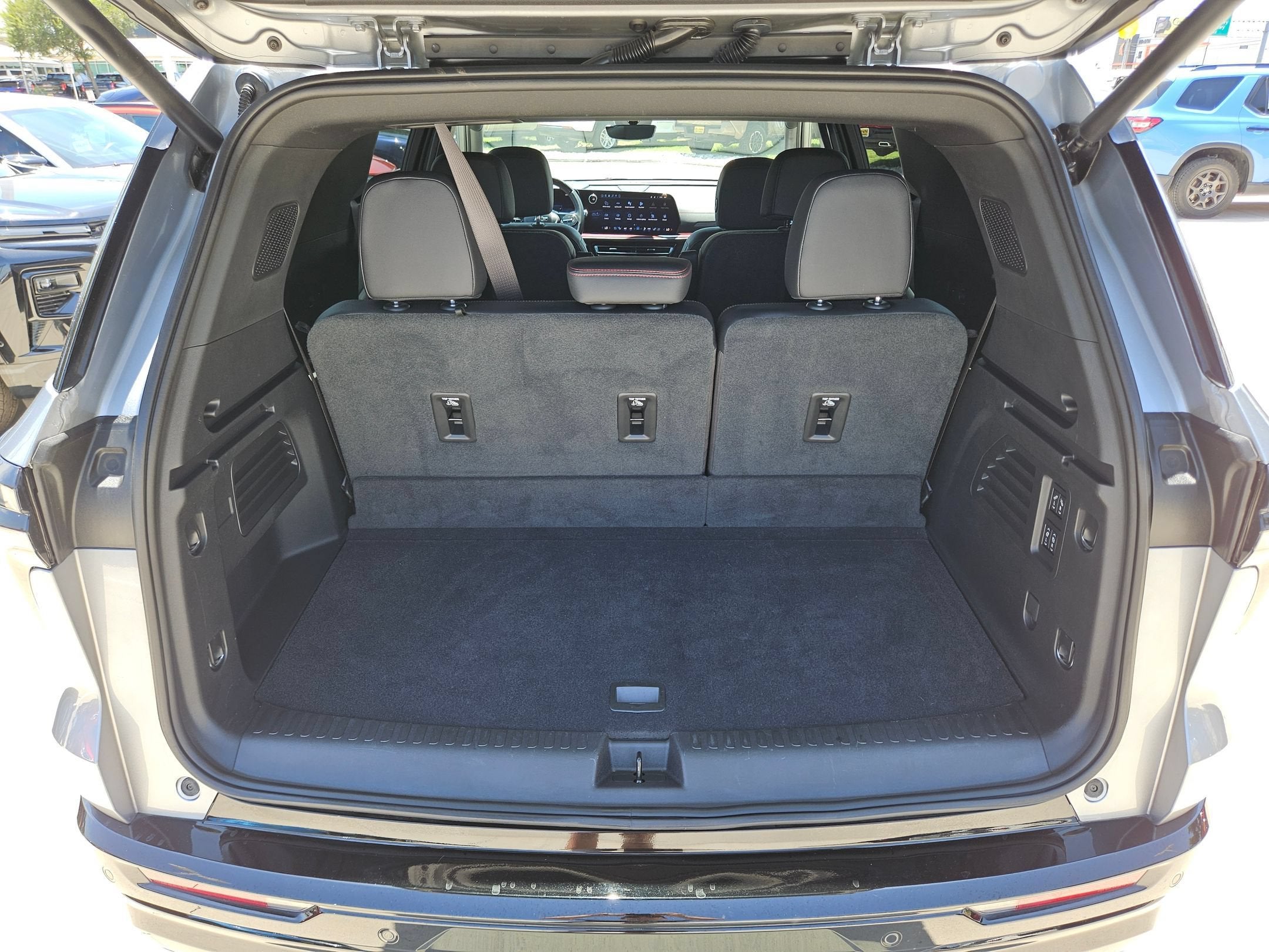2025 Chevrolet Traverse AWD RS