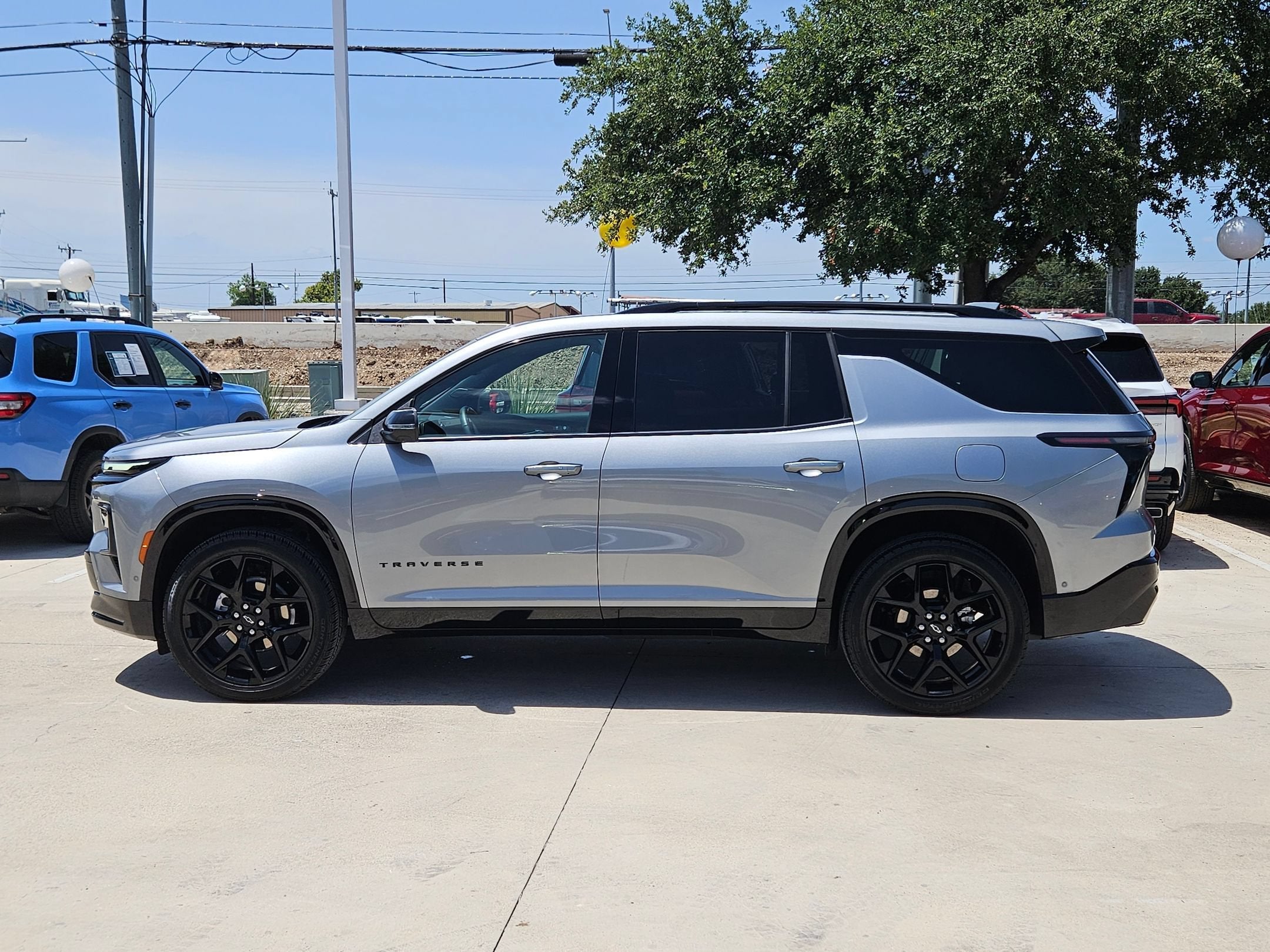 2025 Chevrolet Traverse AWD RS