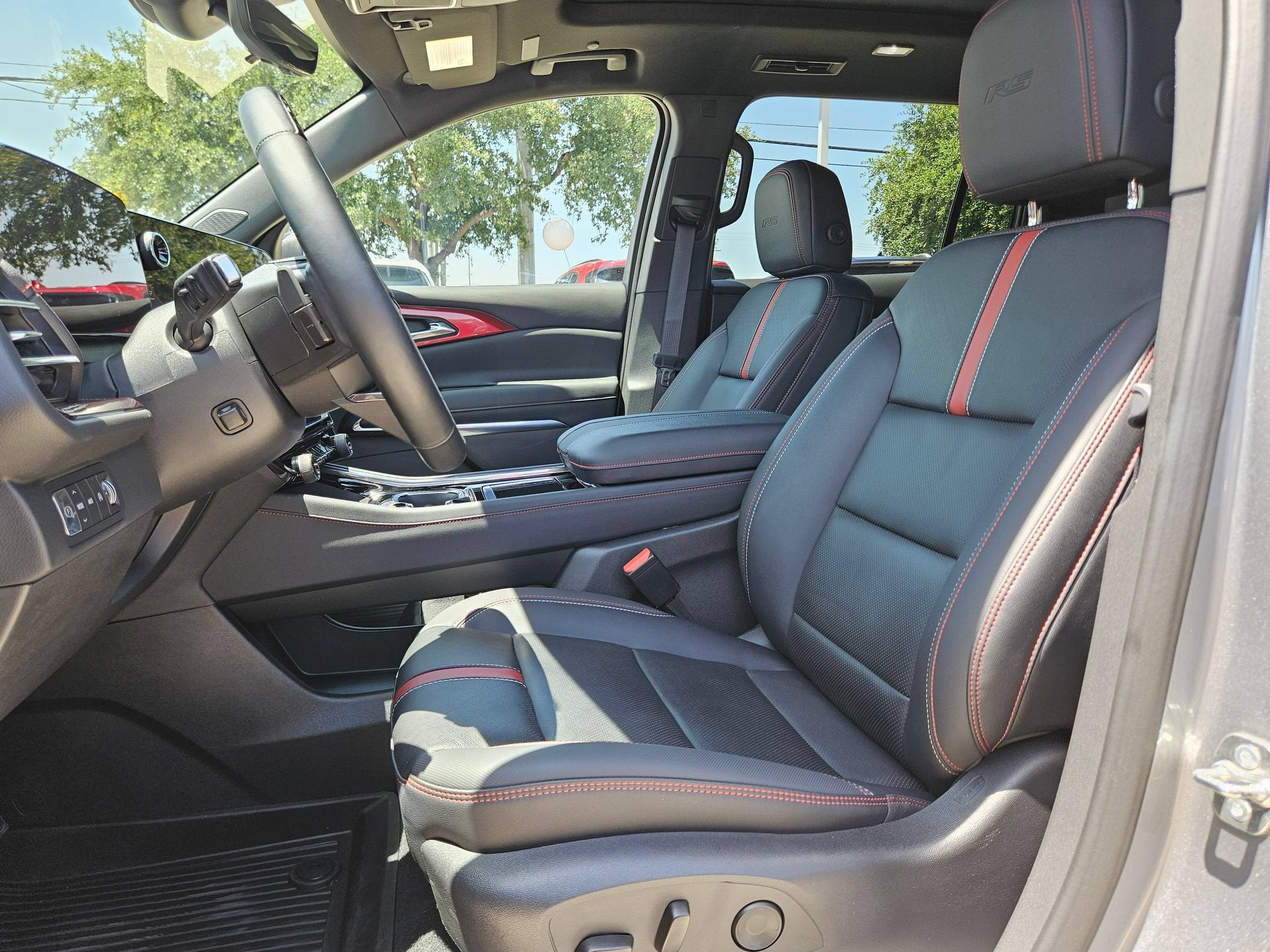2025 Chevrolet Traverse AWD RS