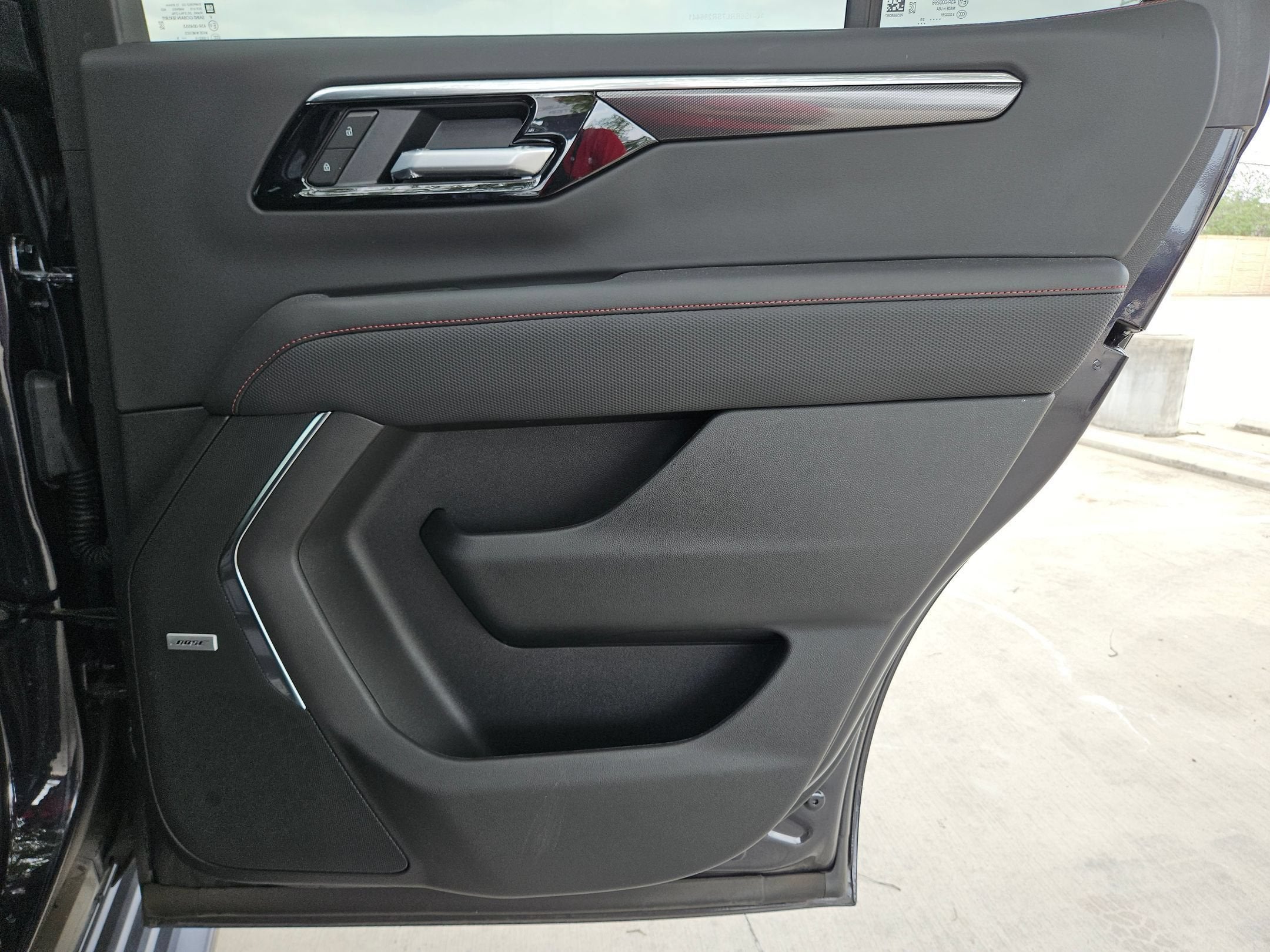 2025 Chevrolet Tahoe RST