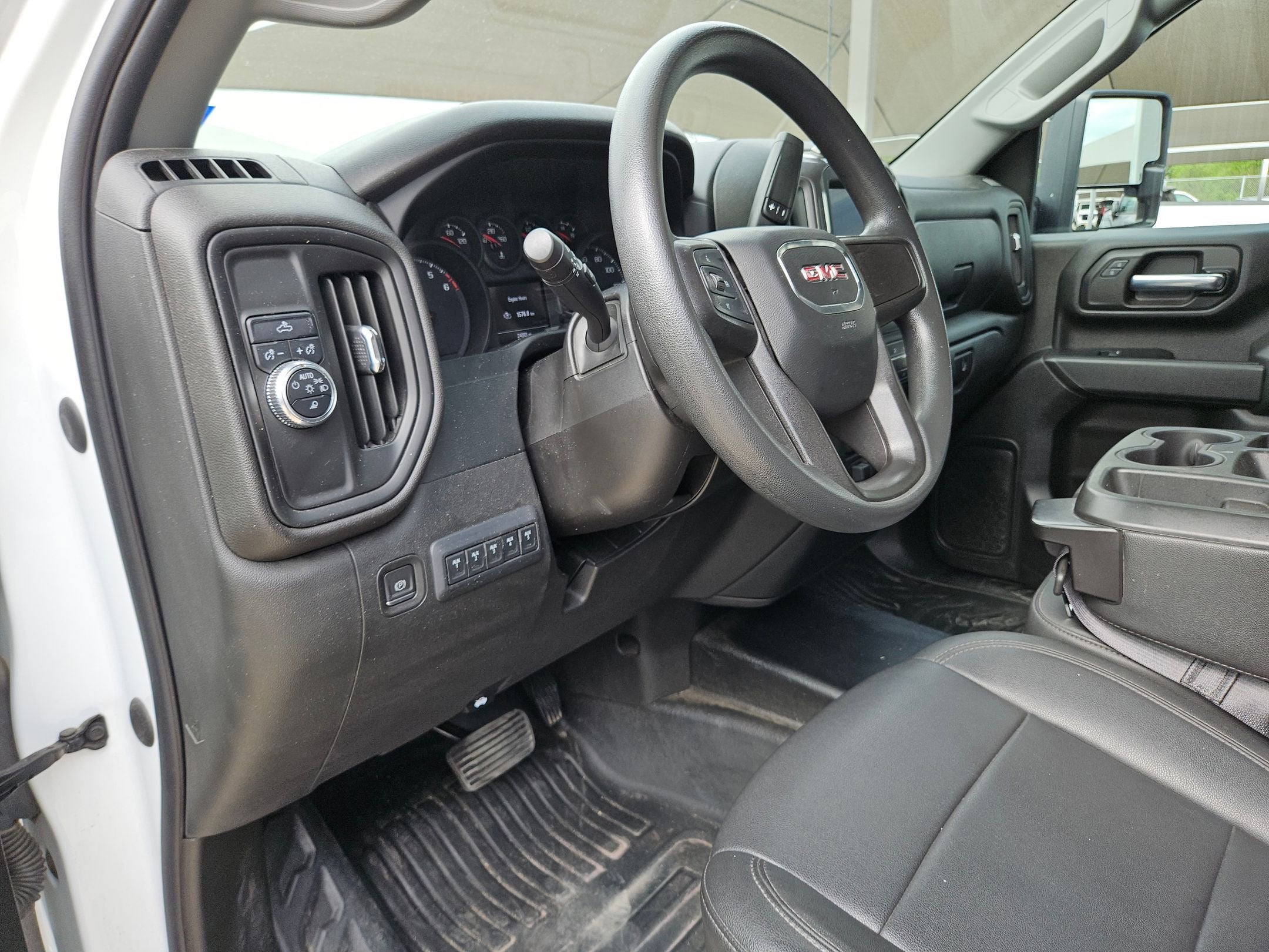 2022 GMC Sierra 2500HD Pro