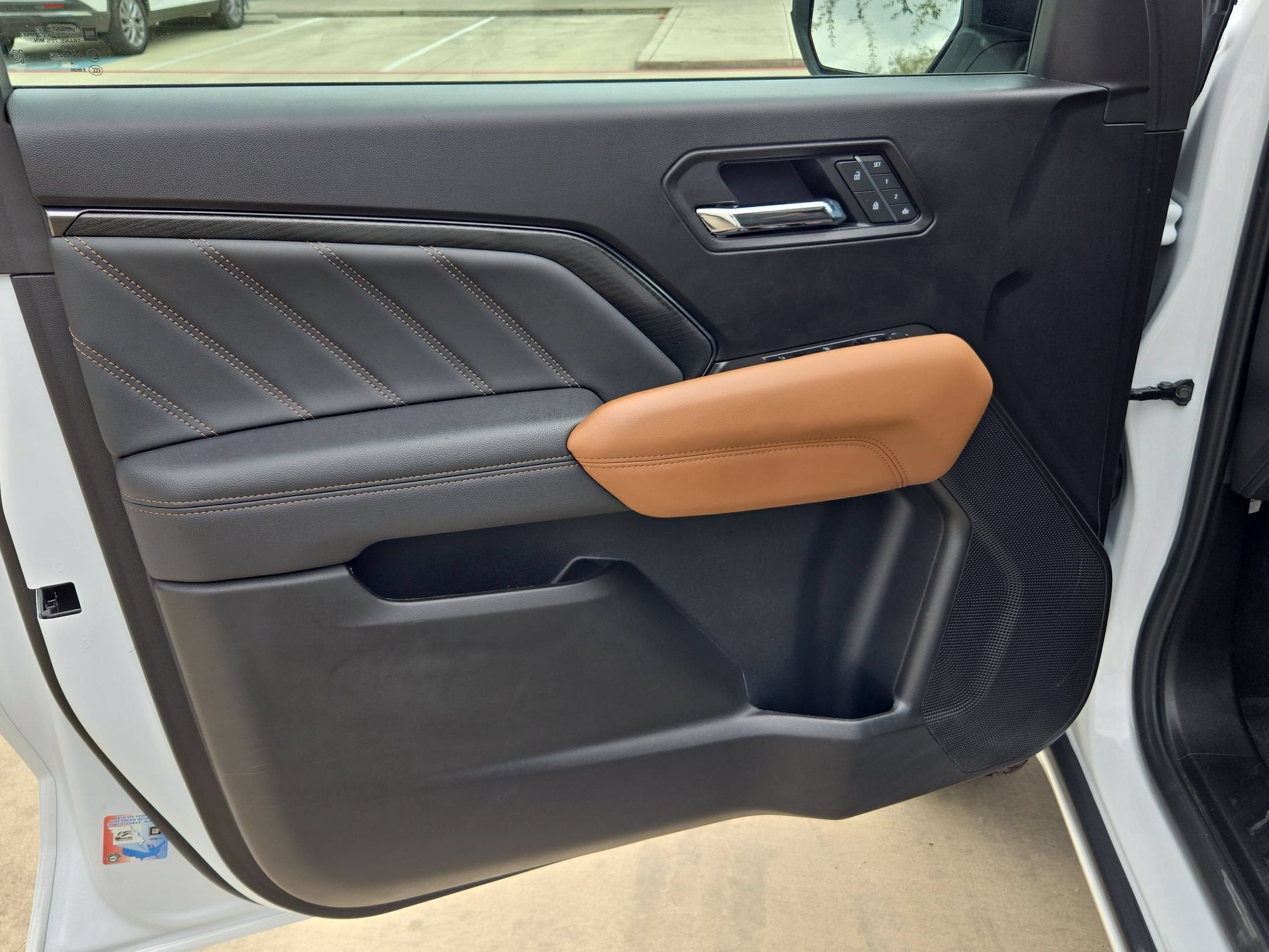 2025 GMC Canyon 4WD AT4