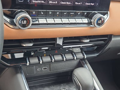 2025 GMC Canyon 4WD AT4