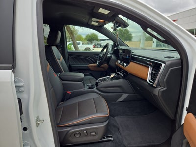 2025 GMC Canyon 4WD AT4