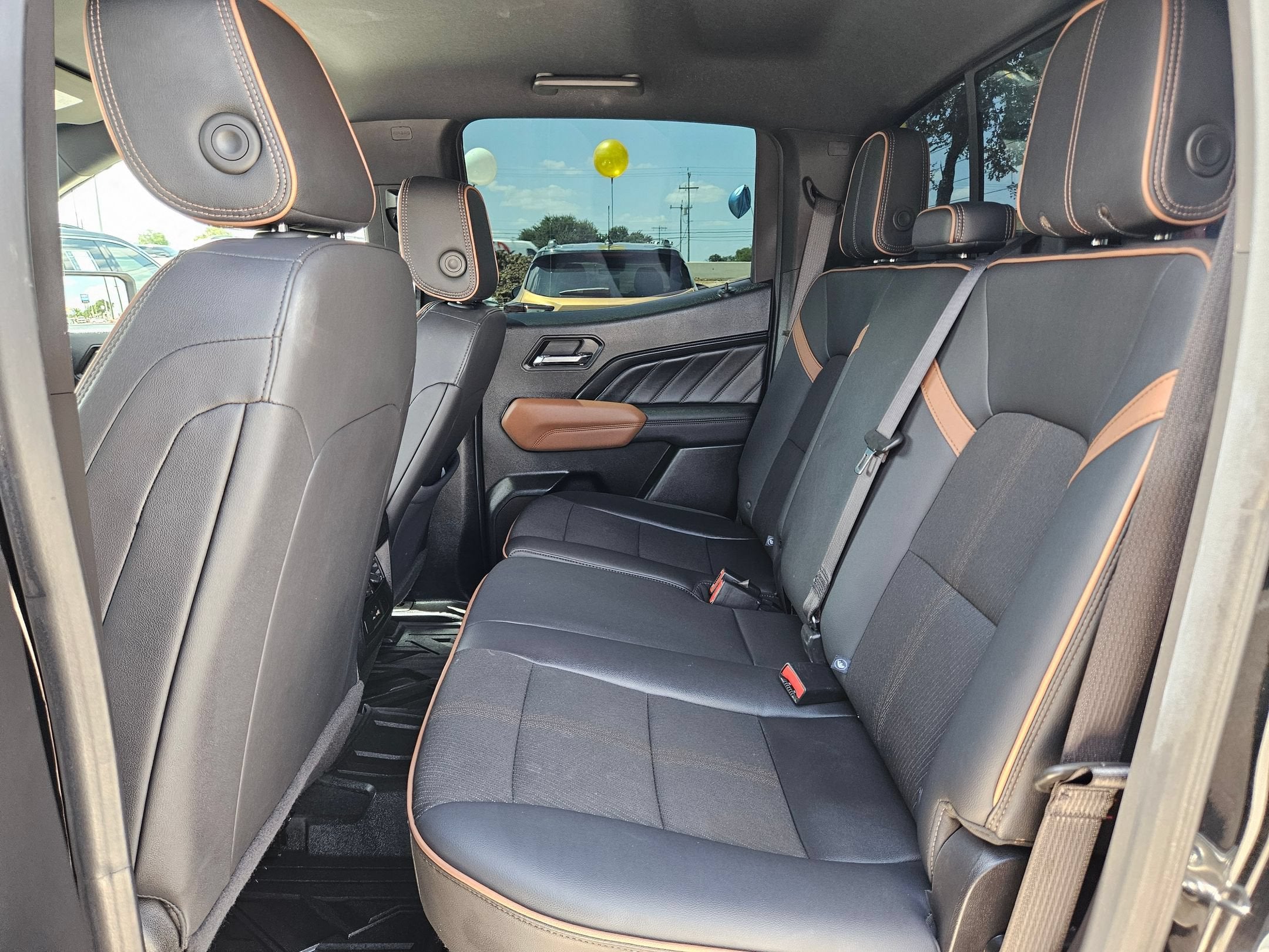 2024 GMC Canyon 4WD AT4