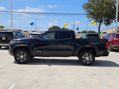 2024 GMC Canyon 4WD AT4
