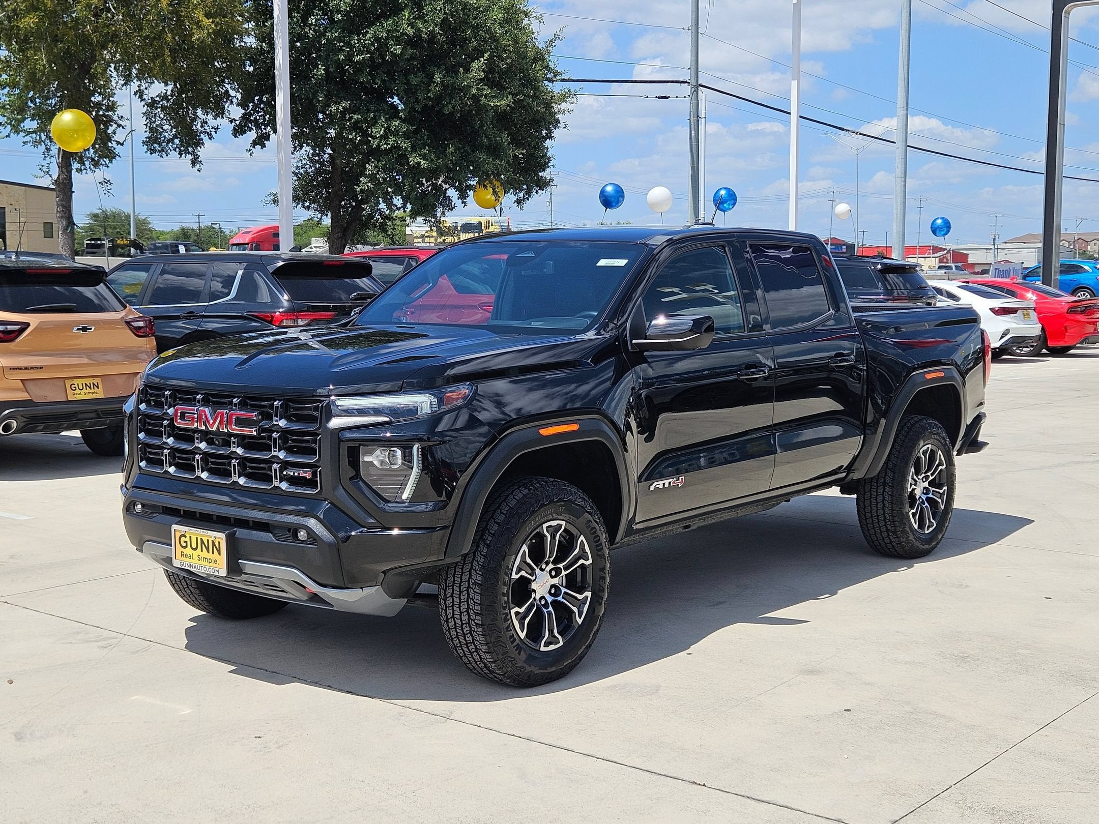 2024 GMC Canyon 4WD AT4
