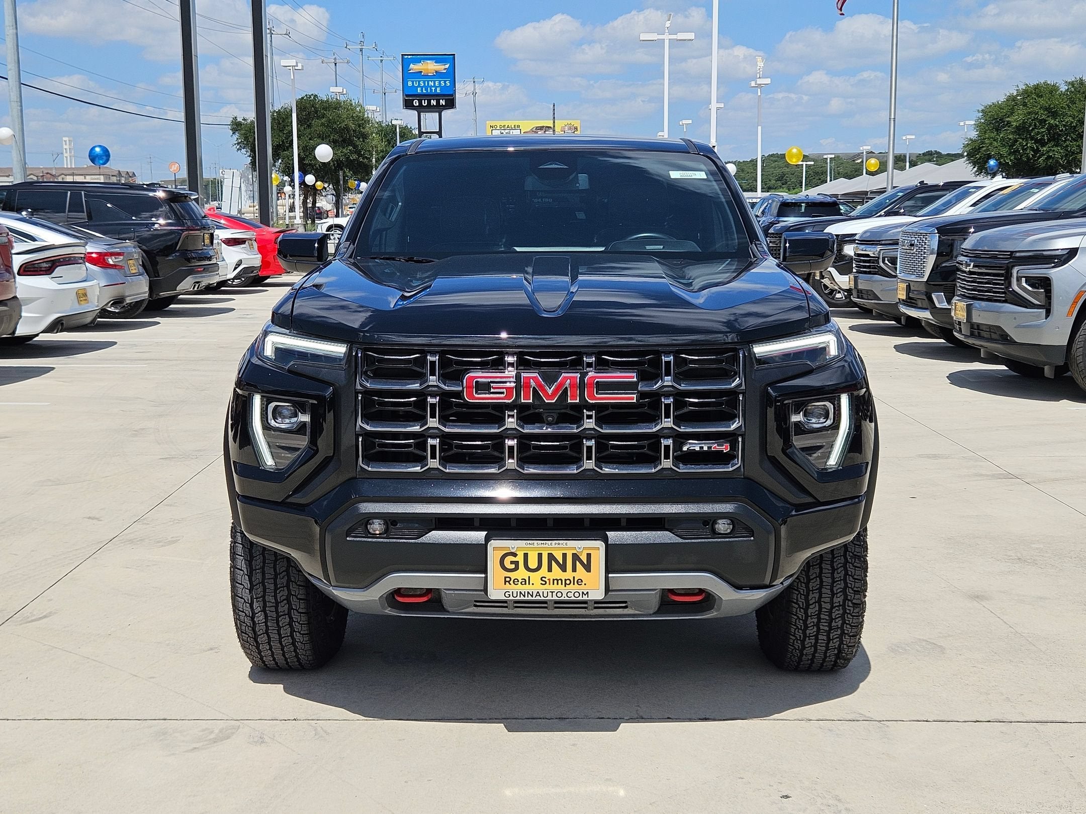 2024 GMC Canyon 4WD AT4