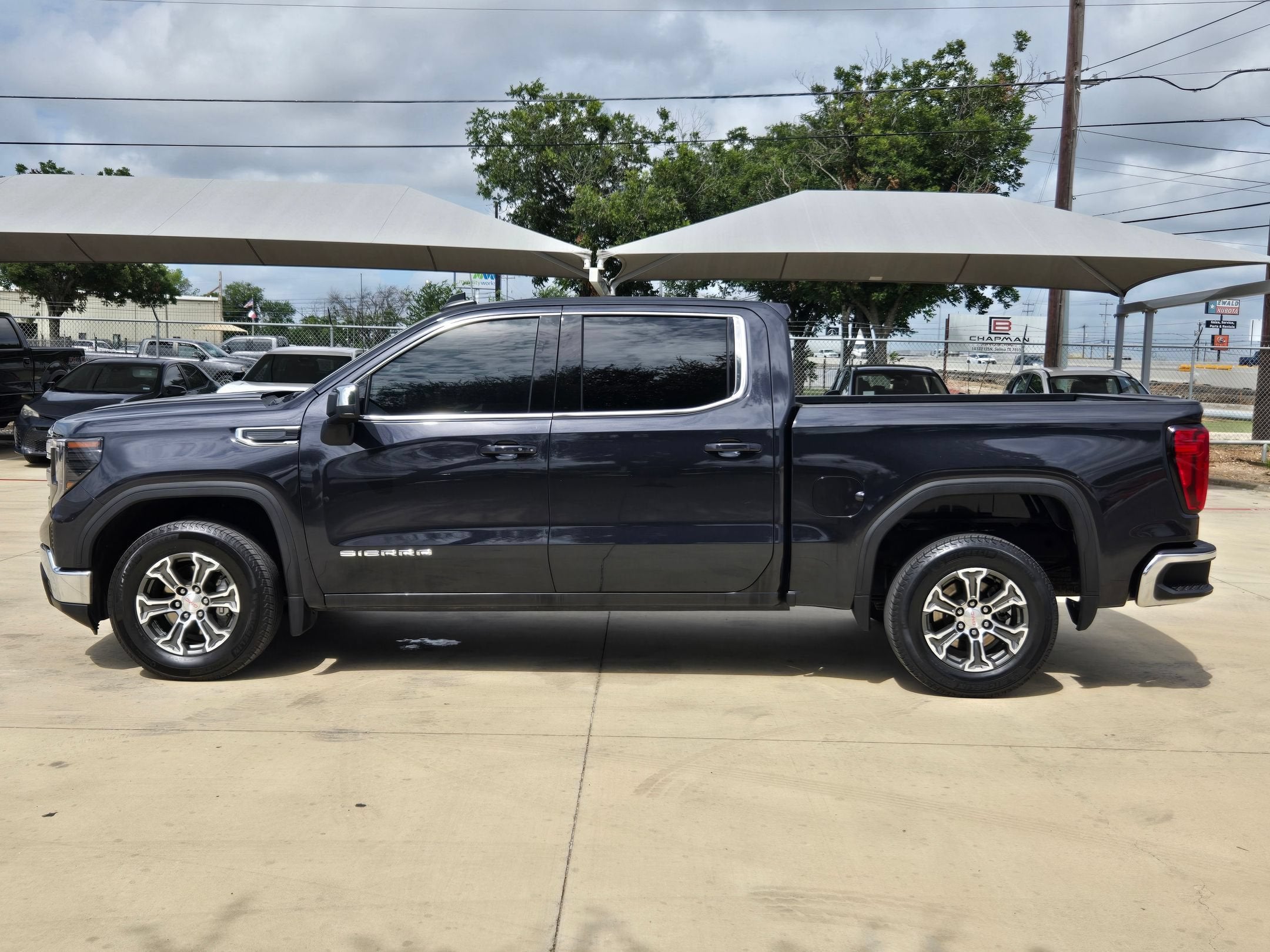 2023 GMC Sierra 1500 SLE