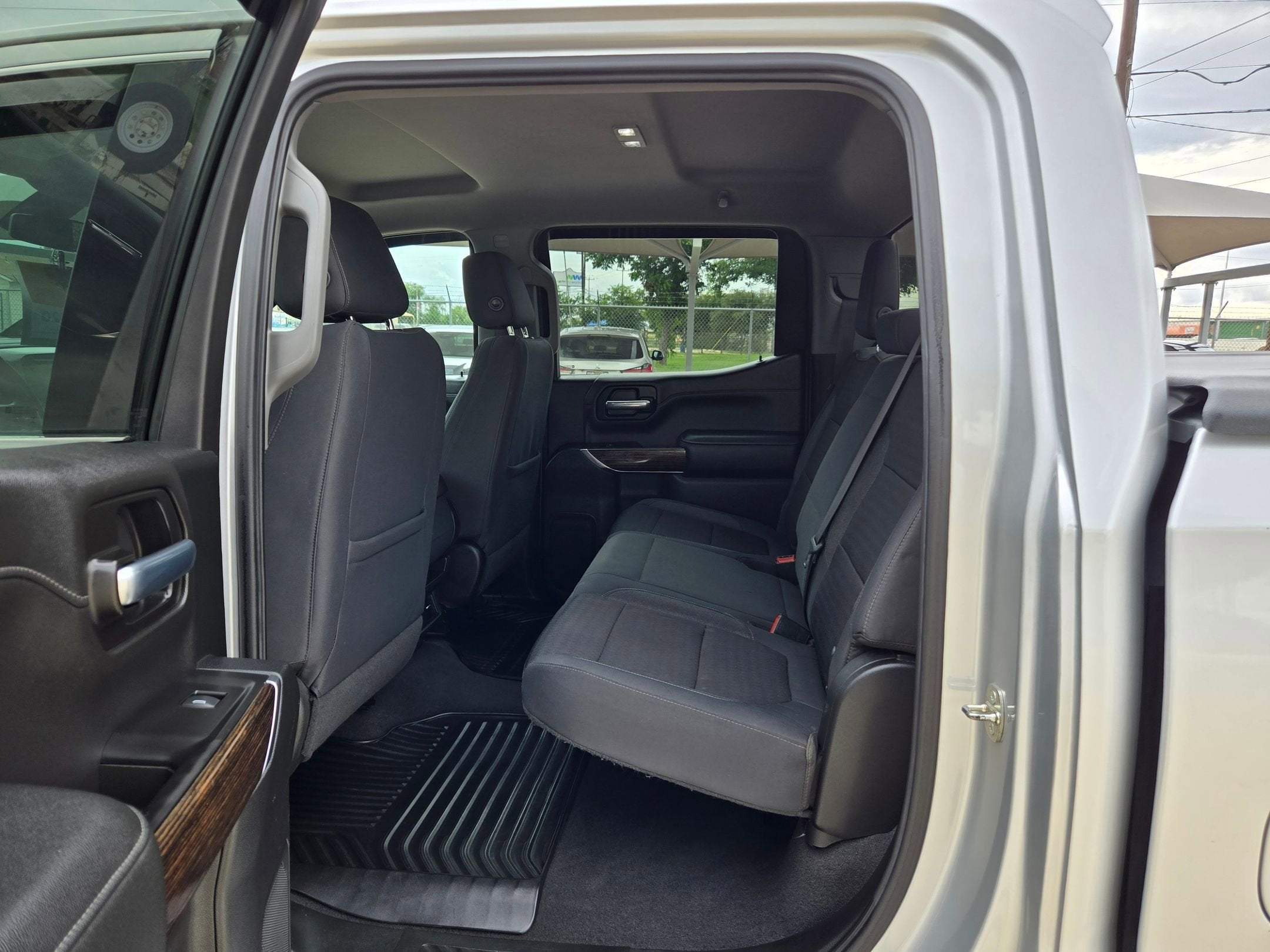 2020 GMC Sierra 1500 SLE