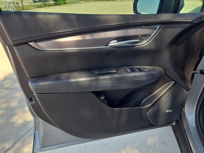 2023 Cadillac XT5 FWD Luxury