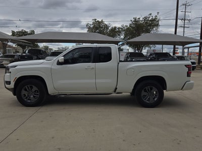 2025 Nissan Frontier SV