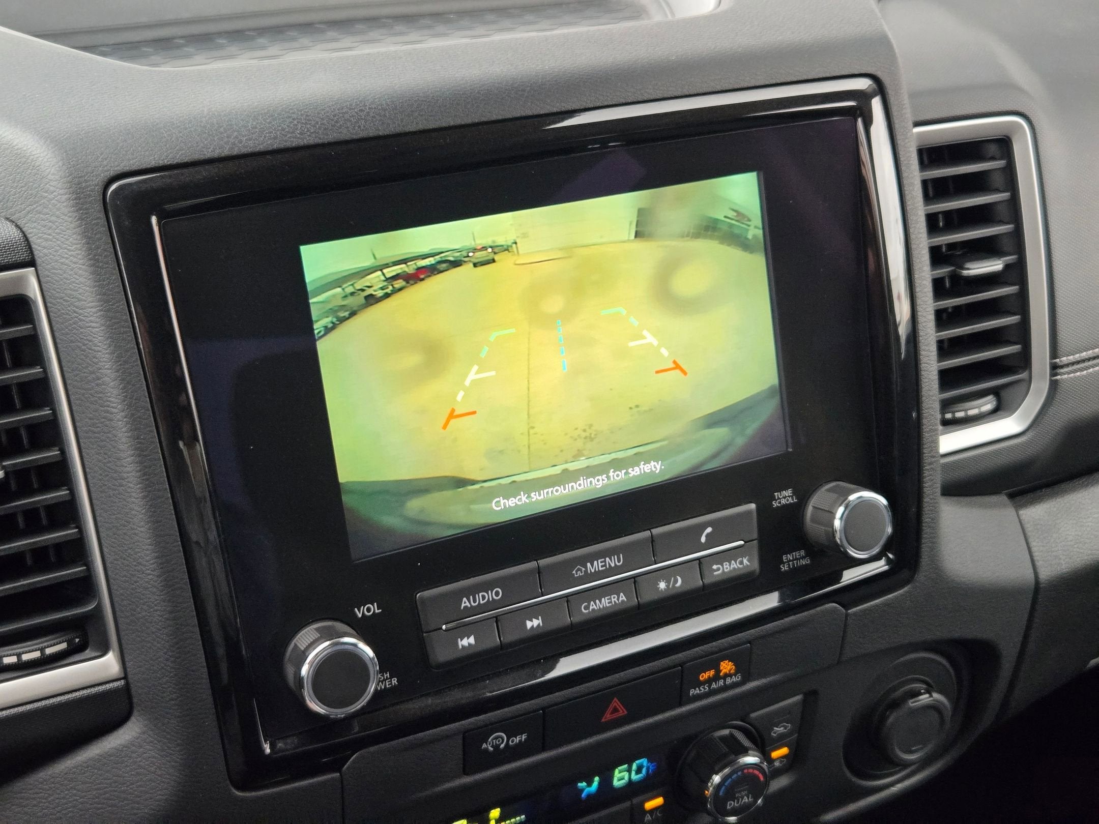 2024 Nissan Frontier SV